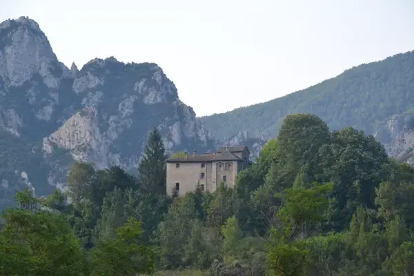 Carport Solaire 11 Installation carport solaire Belvianes-et-Cavirac